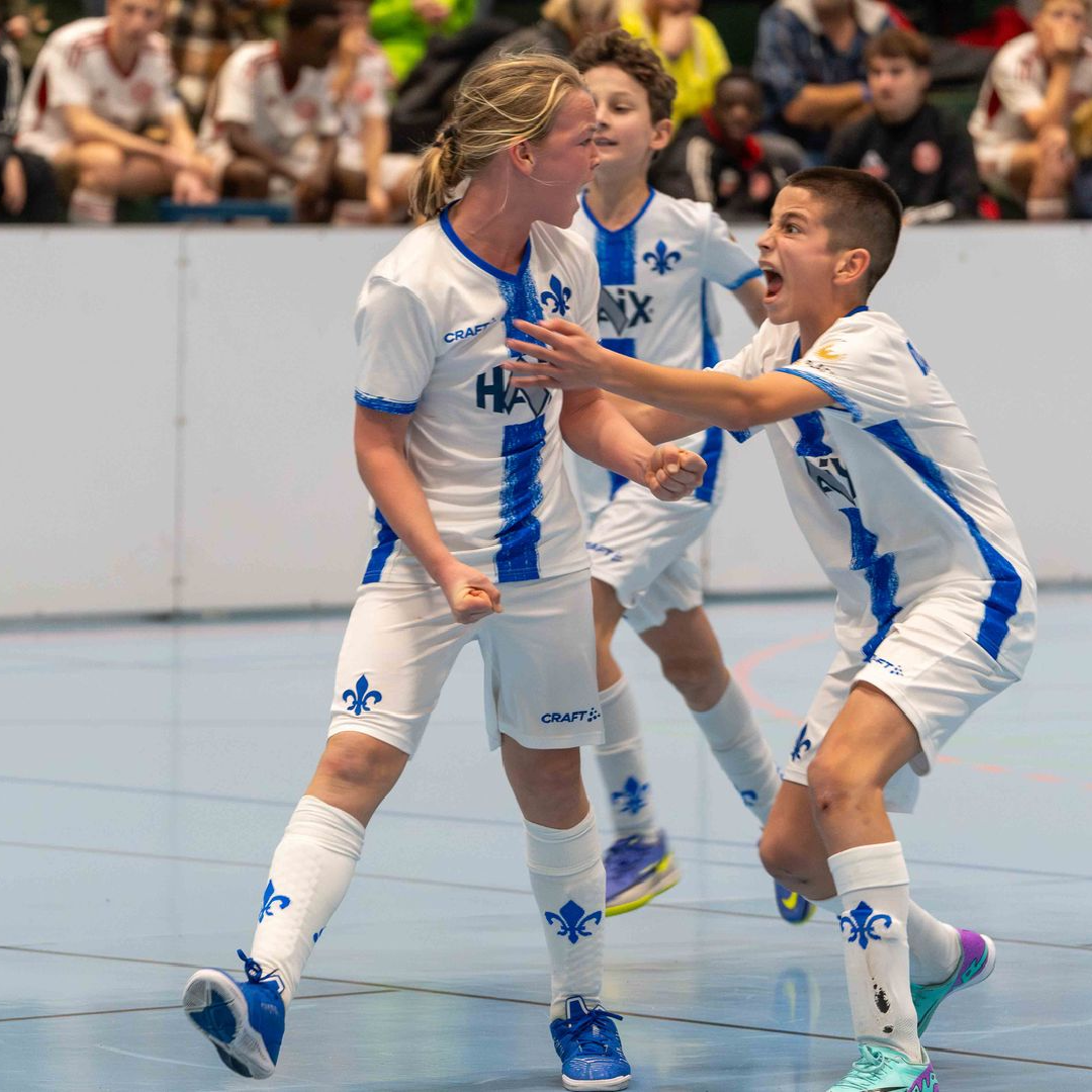 9ca040bc-b2b8-481e-bb90-645fce8687cb (1)